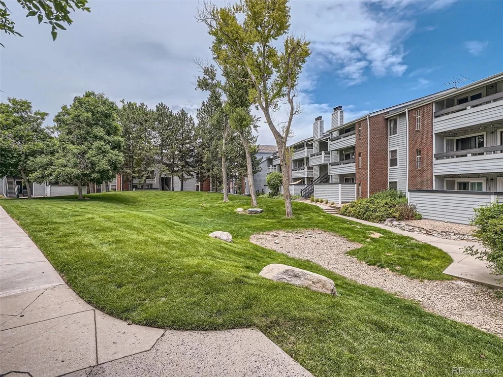 Unit for sale at 14438 E 1st Dr, Aurora, CO 80011