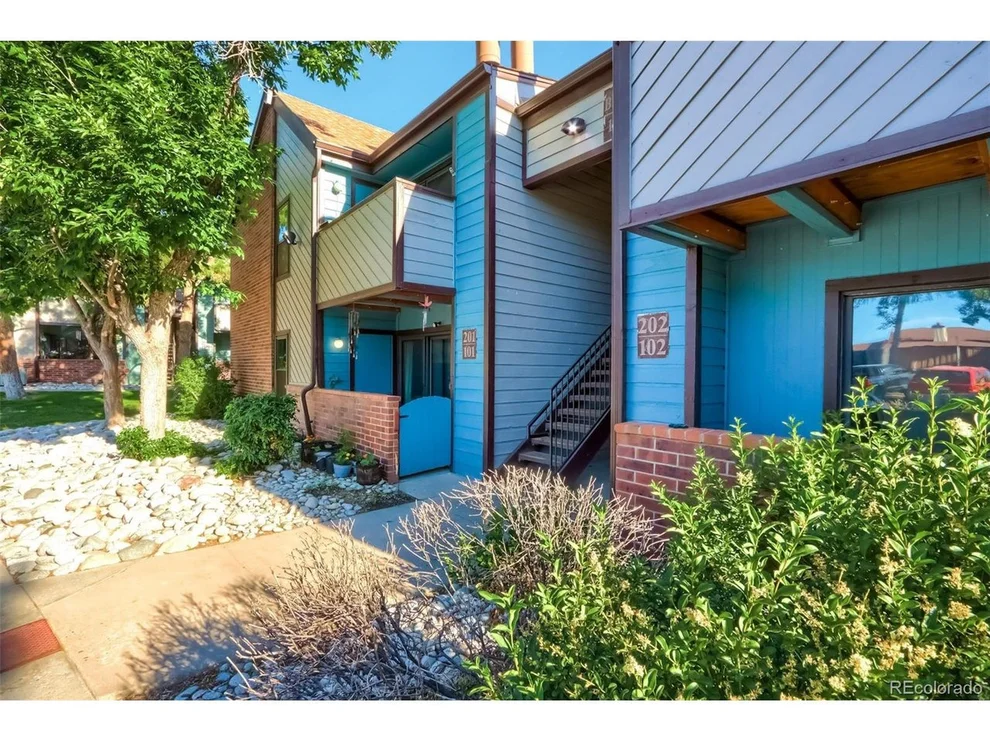 Unit for sale at 11917 E Harvard Ave, Aurora, CO 80014