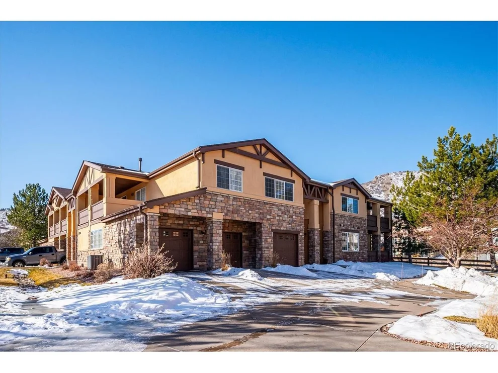 Unit for sale at 9876 W Freiburg Dr, Littleton, CO 80127