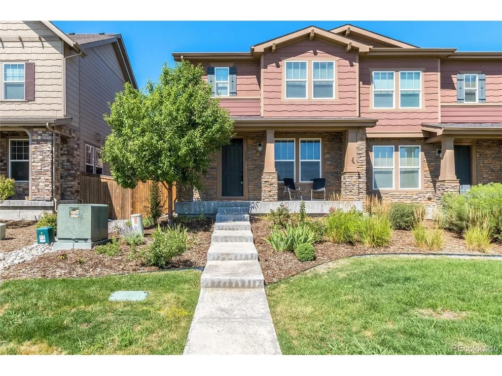 Unit for sale at 7588 S Zante Ct, Aurora, CO 80016