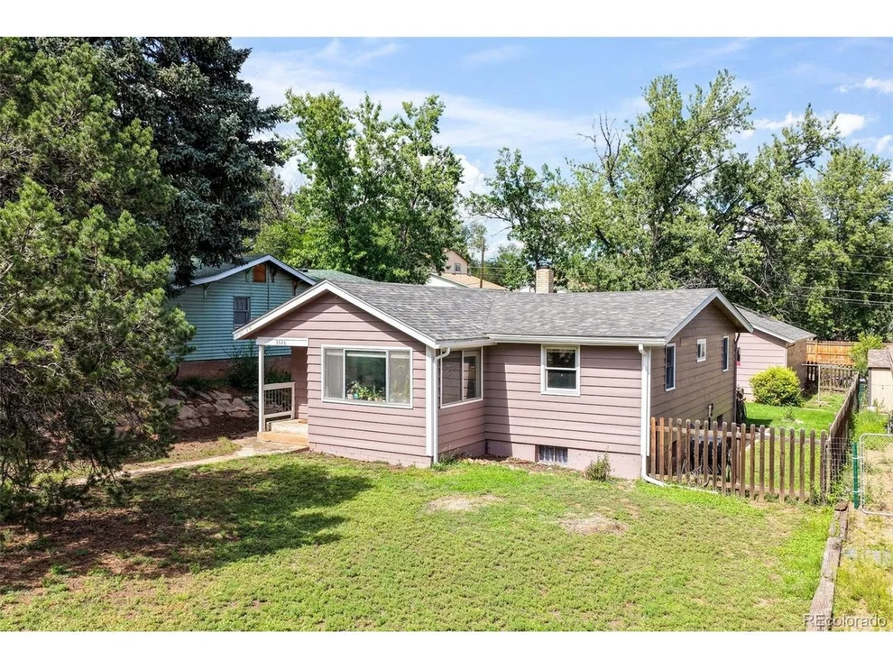 Unit for sale at 3326 W Kiowa St, Colorado Springs, CO 80904