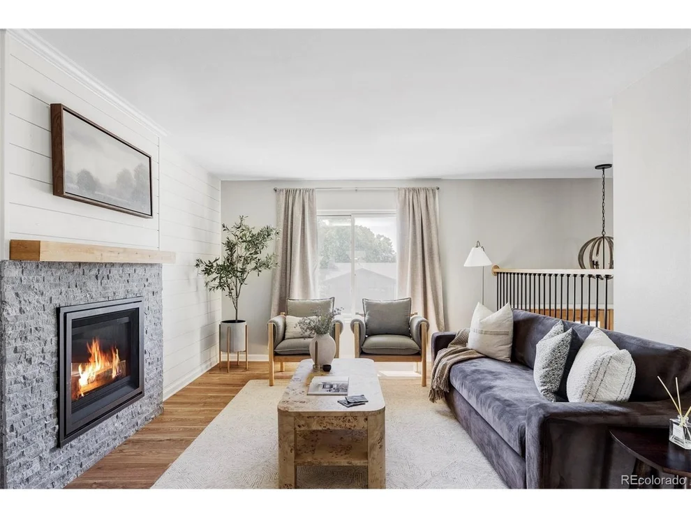 Unit for sale at 2291 S Zang Ct, Lakewood, CO 80228