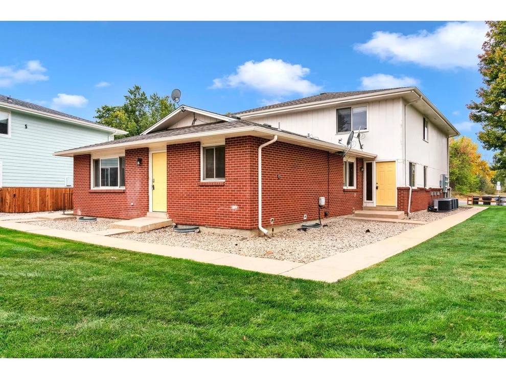 Unit for sale at 2330 Wedgewood Ave, Longmont, CO 80503