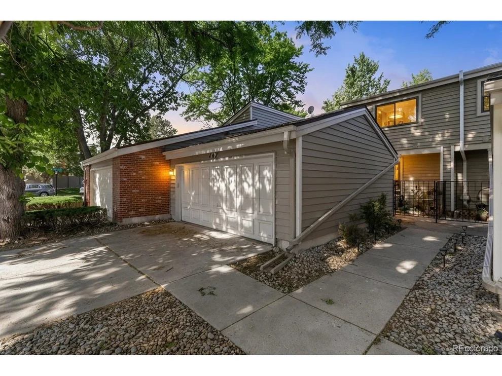 Unit for sale at 7925 W Layton Ave, Littleton, CO 80123