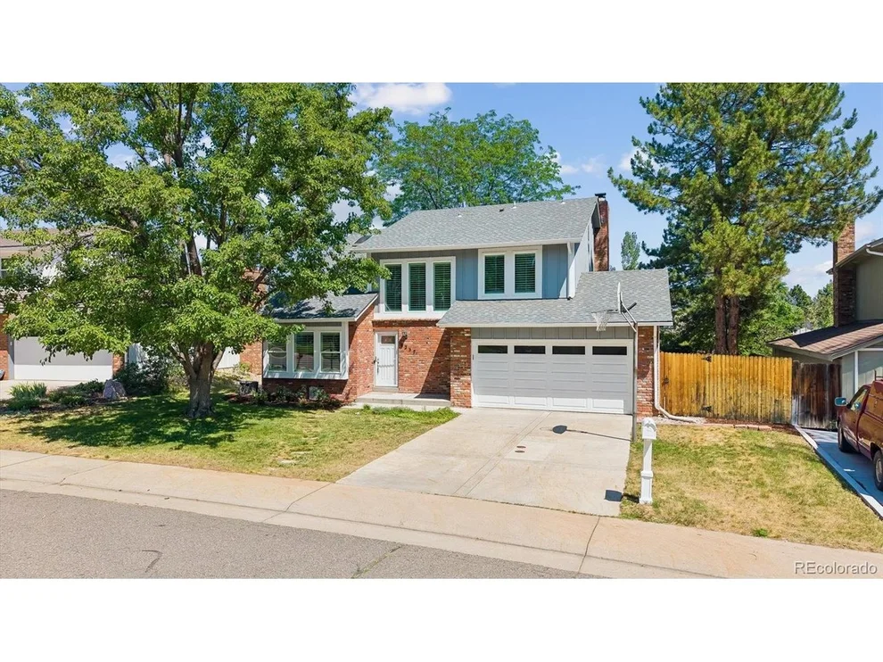 Unit for sale at 6257 E Mineral Pl, Englewood, CO 80112