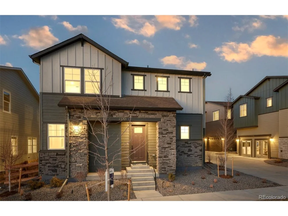 Unit for sale at 23721 E 40th Ave, Aurora, CO 80019