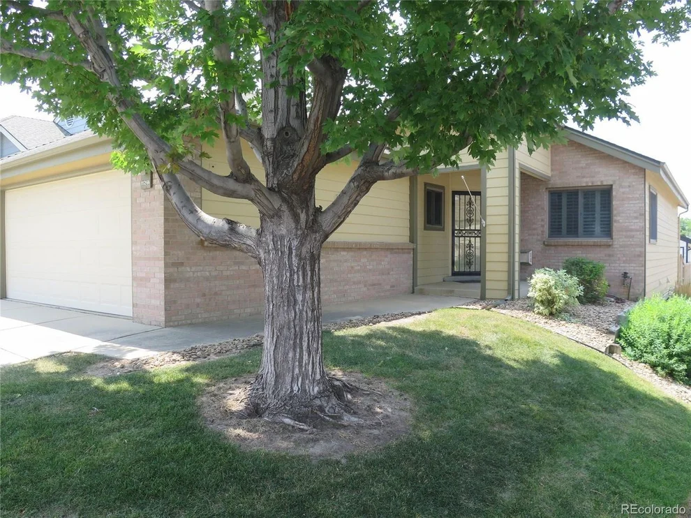 Unit for sale at 11266 E Baltic Pl, Aurora, CO 80014