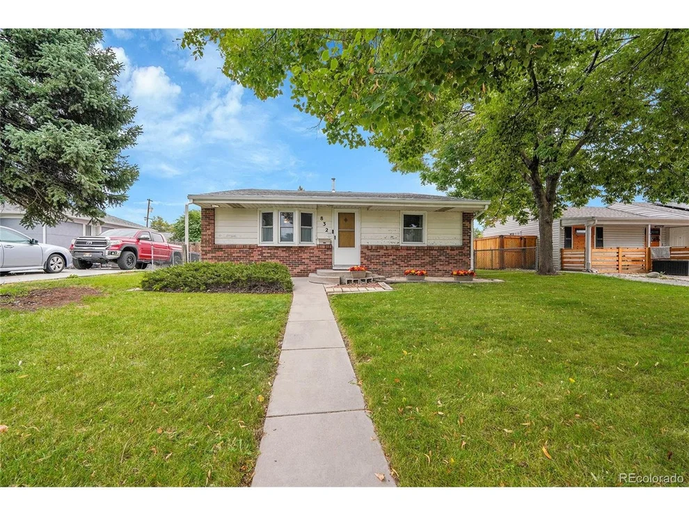 Unit for sale at 832 Geneva St, Aurora, CO 80010