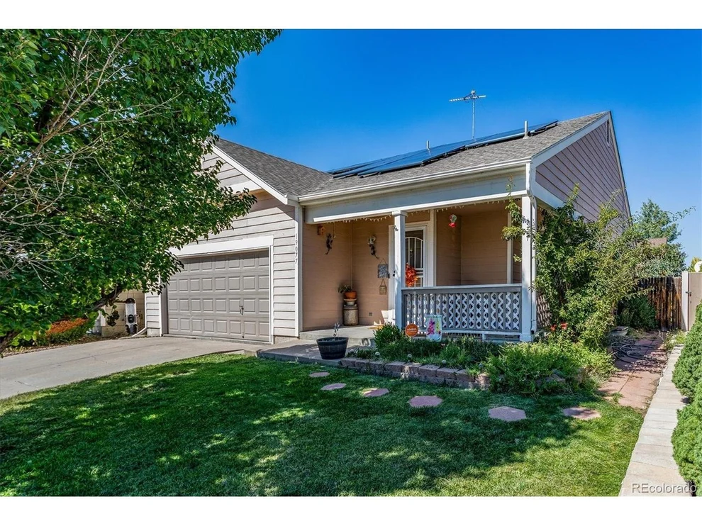 Unit for sale at 19077 E Carmel Dr, Aurora, CO 80011