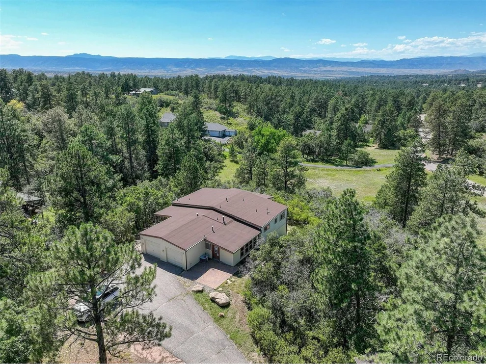 Unit for sale at 5035 N Lariat Dr, Castle Rock, CO 80108