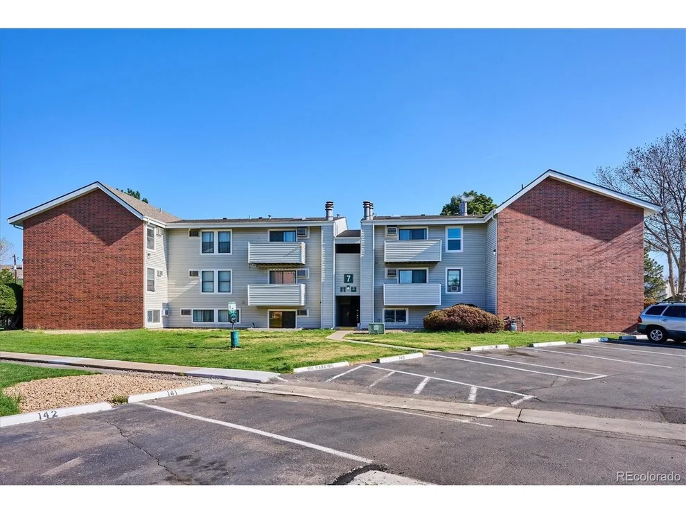 Unit for sale at 10150 E Virginia Ave, Denver, CO 80247