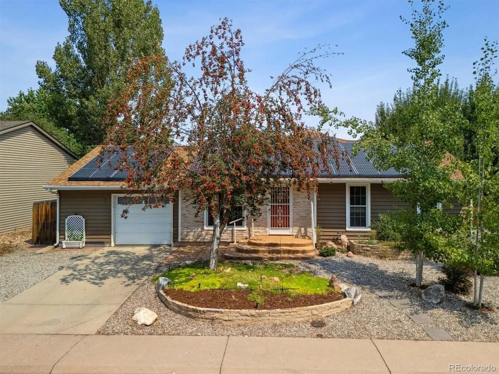 Unit for sale at 8727 W Floyd Dr, Lakewood, CO 80227