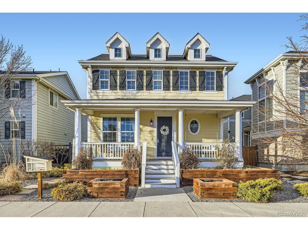 Unit for sale at 9113 E 36th Ave, Denver, CO 80238