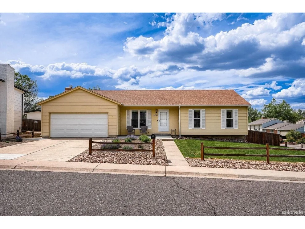 Unit for sale at 1451 S Norfolk St, Aurora, CO 80017
