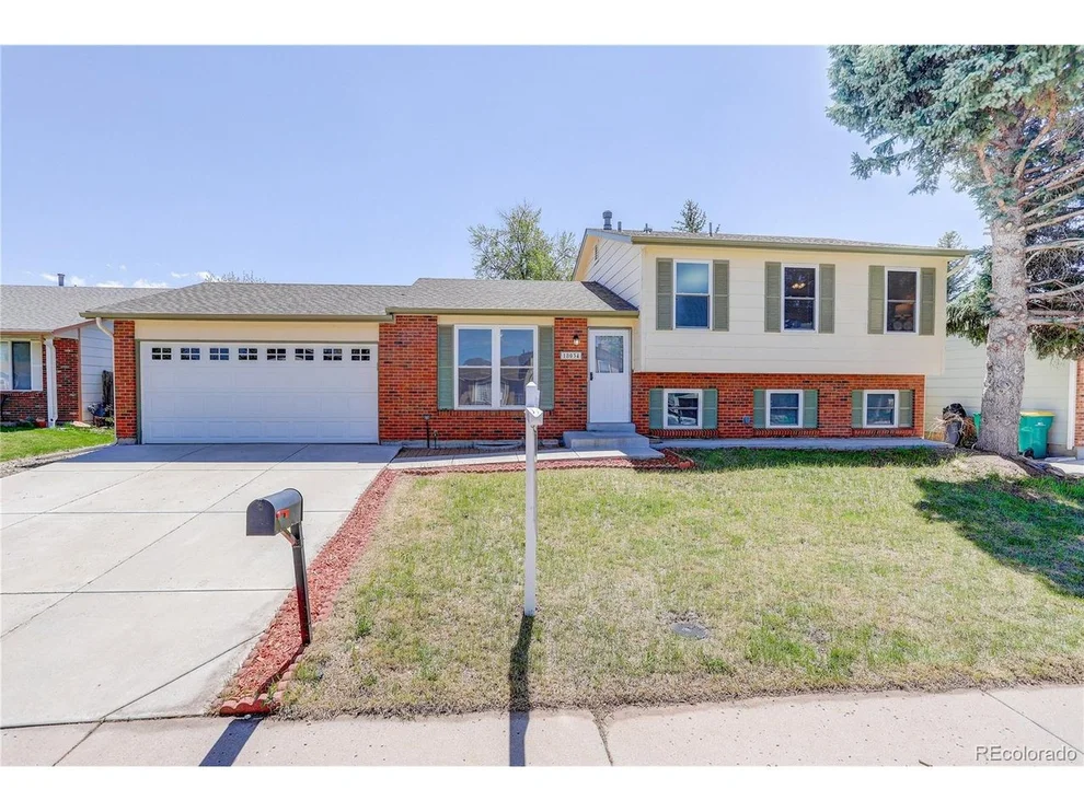 Unit for sale at 18034 E Atlantic Dr, Aurora, CO 80013