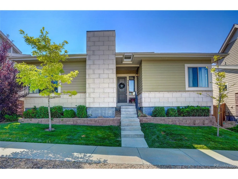 Unit for sale at 9425 Kilmer Way, Arvada, CO 80007