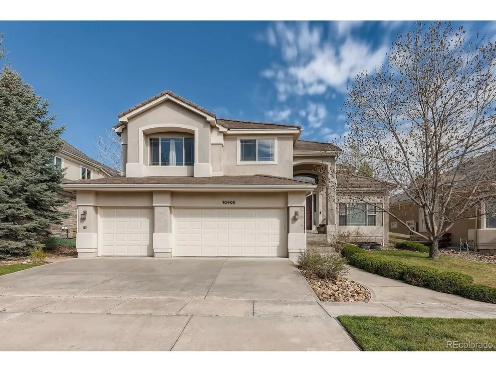Unit for sale at 10405 W Rockland Dr, Littleton, CO 80127