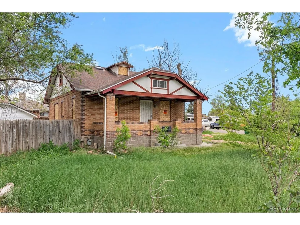 Unit for sale at 2701 W Mississippi Ave, Denver, CO 80219
