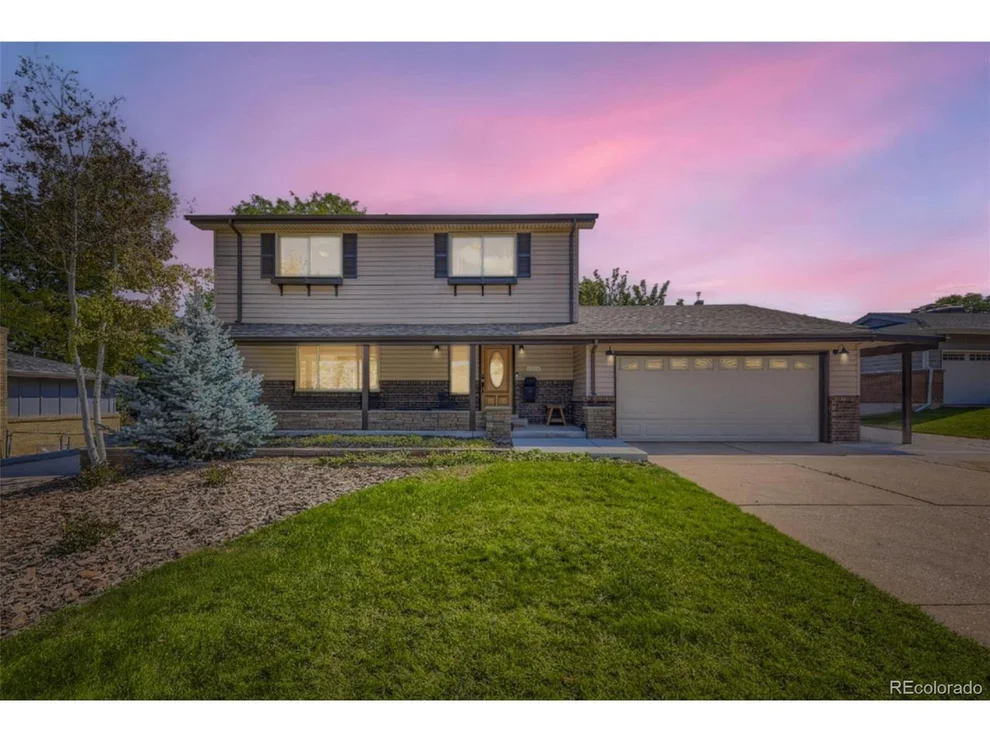 Unit for sale at 3850 W Latonka Rd, Littleton, CO 80123