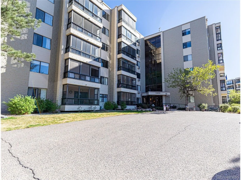 Unit for sale at 13850 E Marina Dr, Aurora, CO 80014