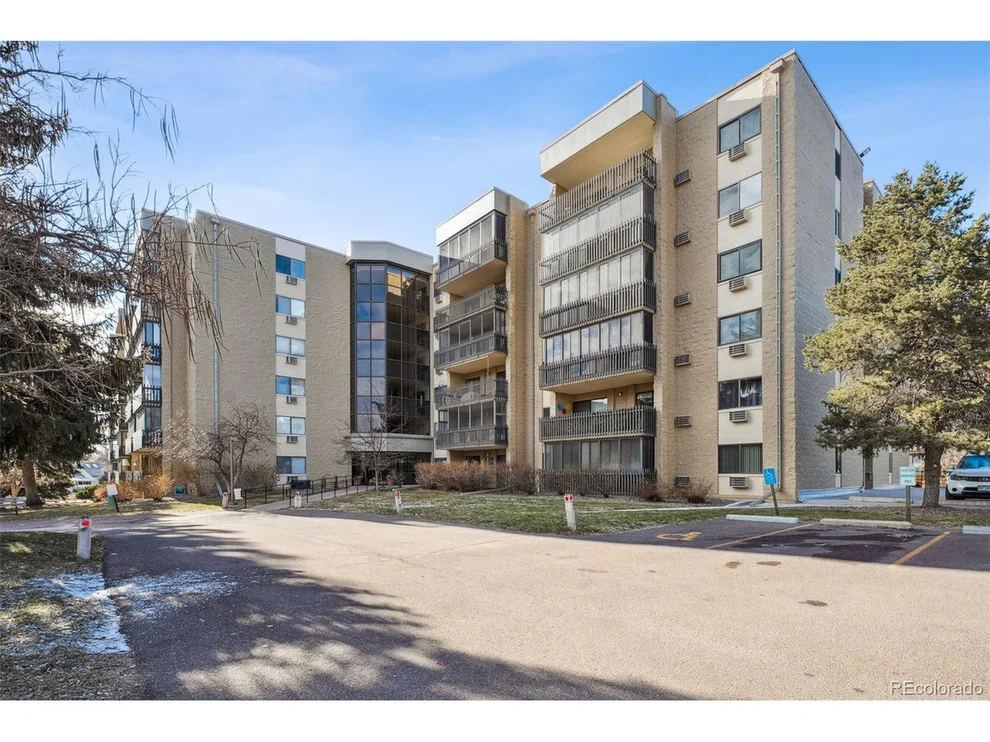 Unit for sale at 14102 E Linvale Pl, Aurora, CO 80014