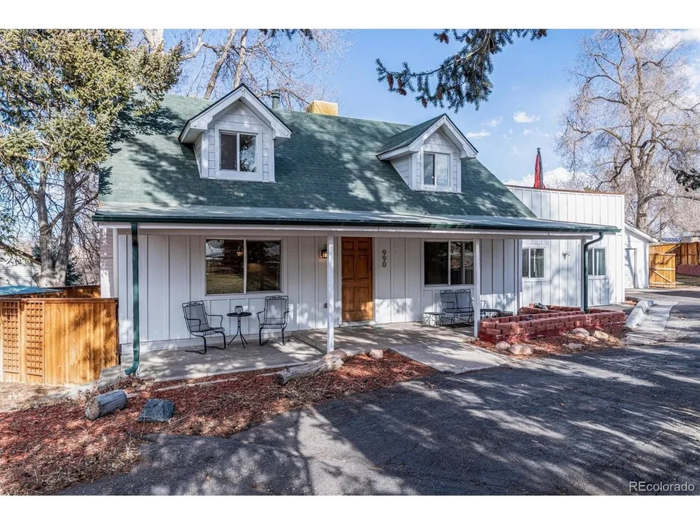 Unit for sale at 990 S Pierce St, Lakewood, CO 80226