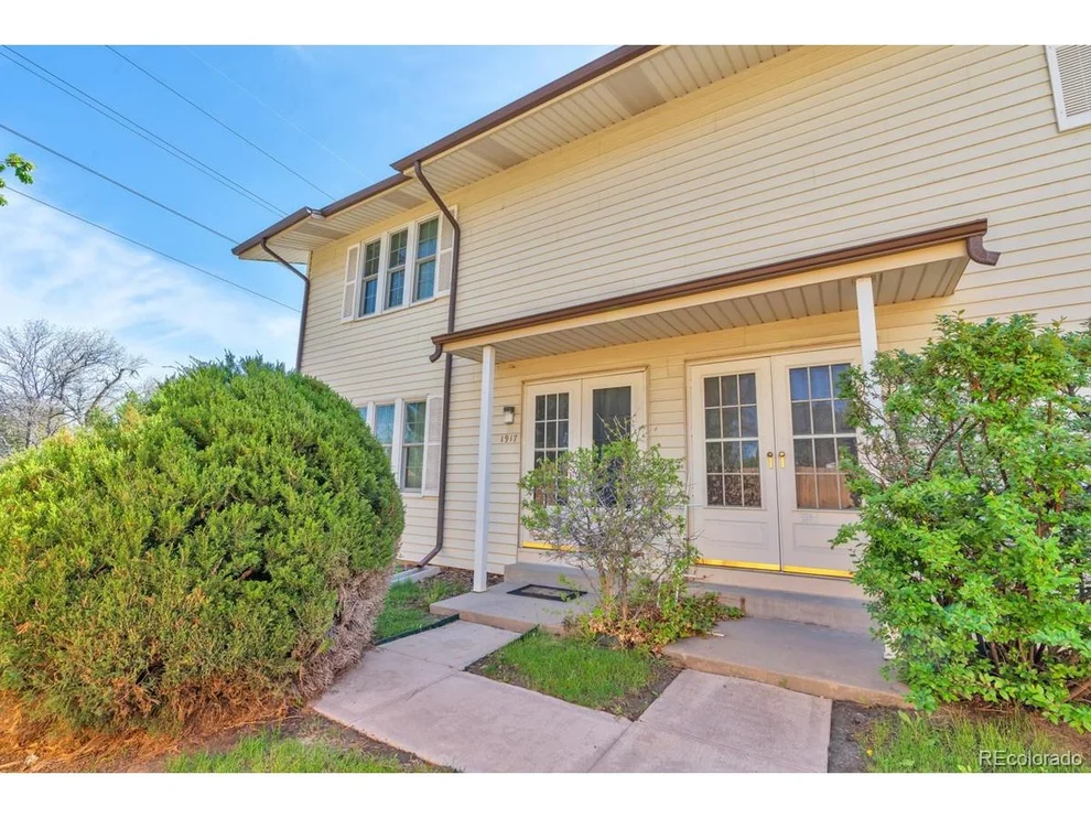 Unit for sale at 1915 S Oakland Way, Aurora, CO 80014