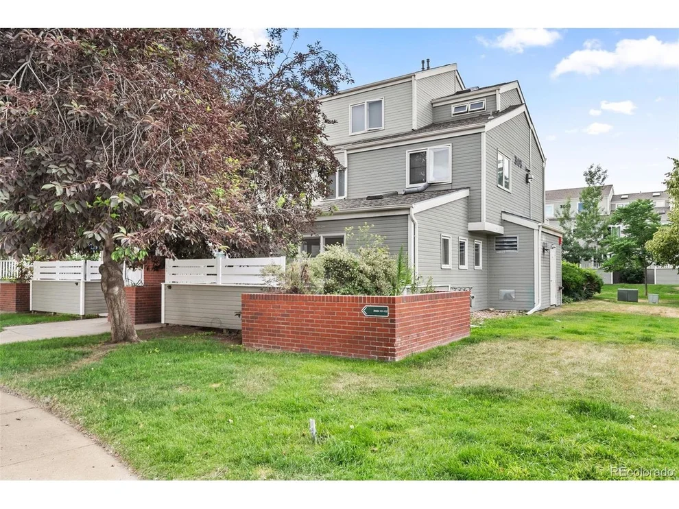Unit for sale at 3103 29th St, Boulder, CO 80301