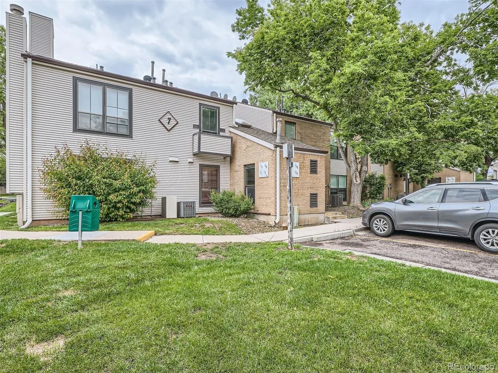 Unit for sale at 3550 S Harlan St, Denver, CO 80235