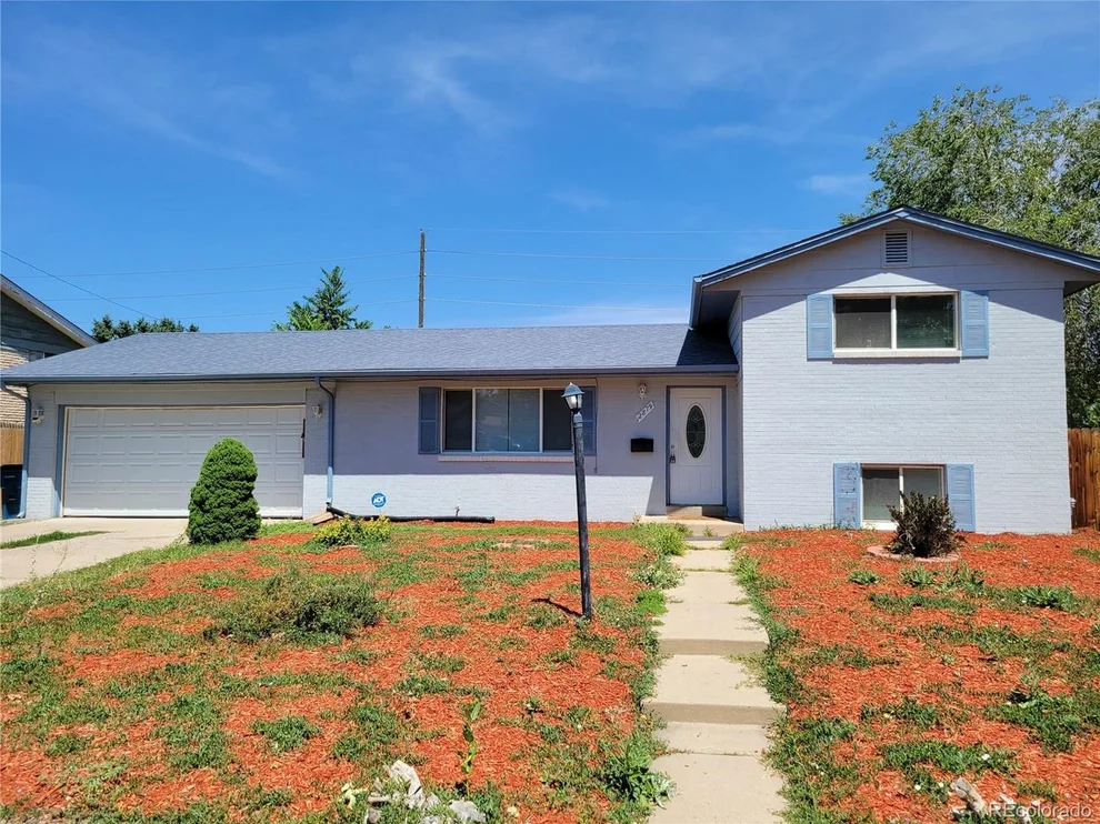 Unit for sale at 12879 E Nevada Ave, Aurora, CO 80012
