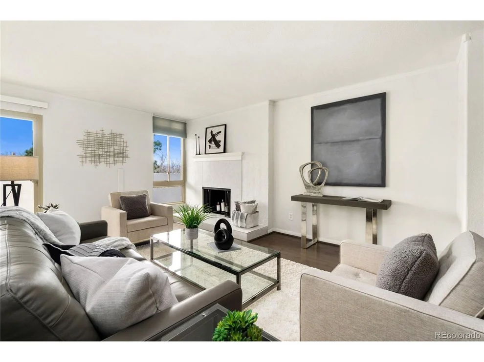Unit for sale at 2880 S Locust St, Denver, CO 80222