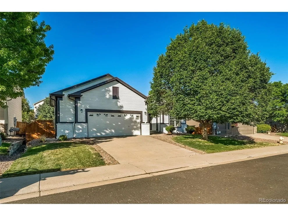 Unit for sale at 21097 Hawthorne Ln, Parker, CO 80138