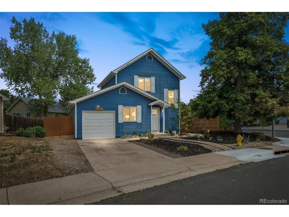 Unit for sale at 17495 E Chenango Dr, Aurora, CO 80015