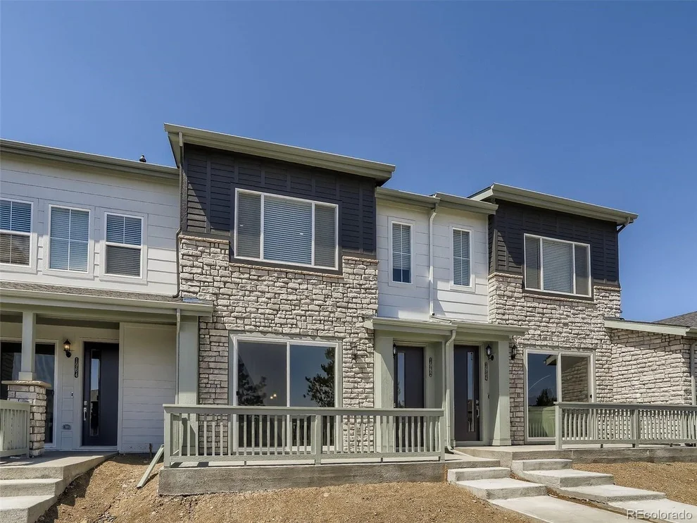 Unit for sale at 1962 S Upham Ln, Lakewood, CO 80227