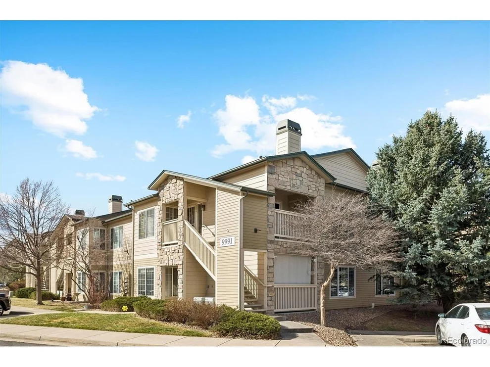 Unit for sale at 9991 E Idaho Cir, Aurora, CO 80247