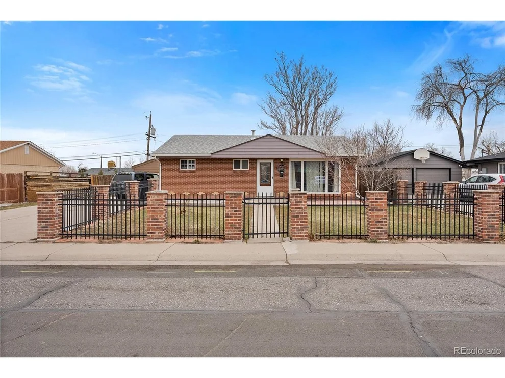 Unit for sale at 9120 Beechwood Dr, Thornton, CO 80229
