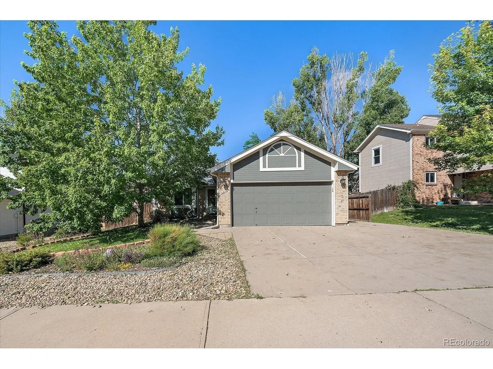 Unit for sale at 2255 S Ellis St, Lakewood, CO 80228