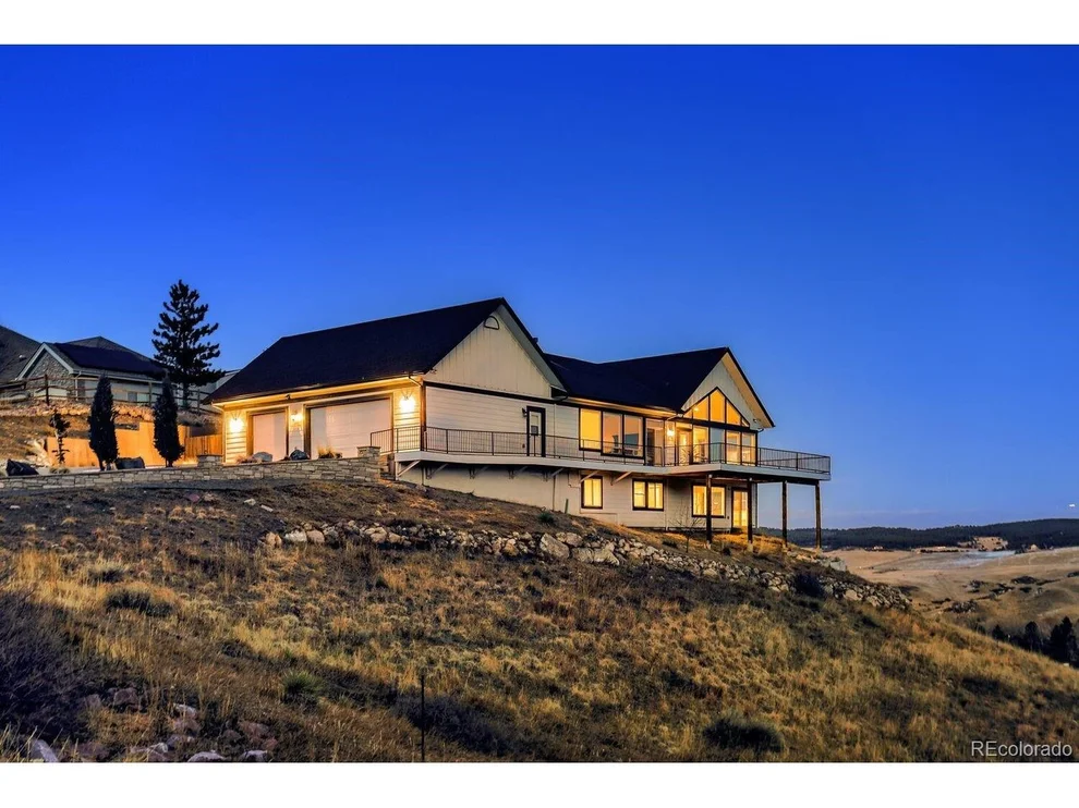 Unit for sale at 5425 Country Club Dr, Larkspur, CO 80118