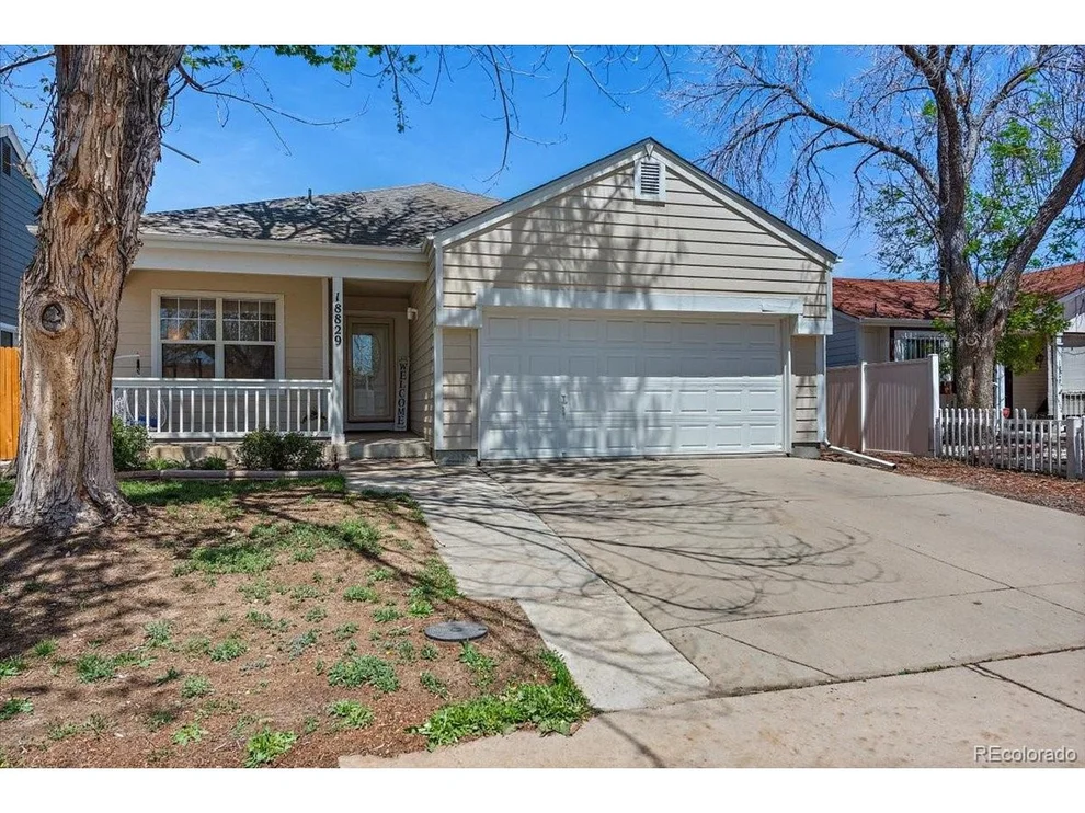 Unit for sale at 18829 E Carmel Cir, Aurora, CO 80011