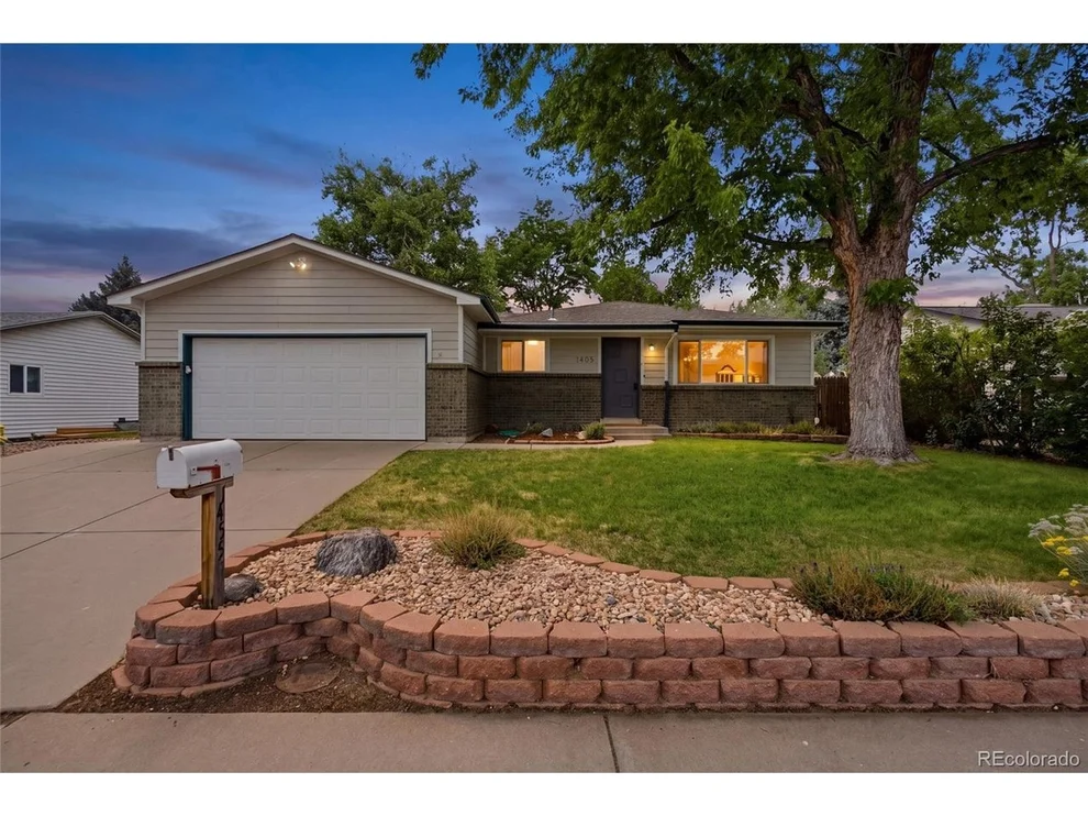Unit for sale at 1455 S Hoyt St, Lakewood, CO 80232