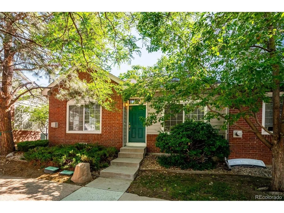 Unit for sale at 9647 W Chatfield Ave, Littleton, CO 80128
