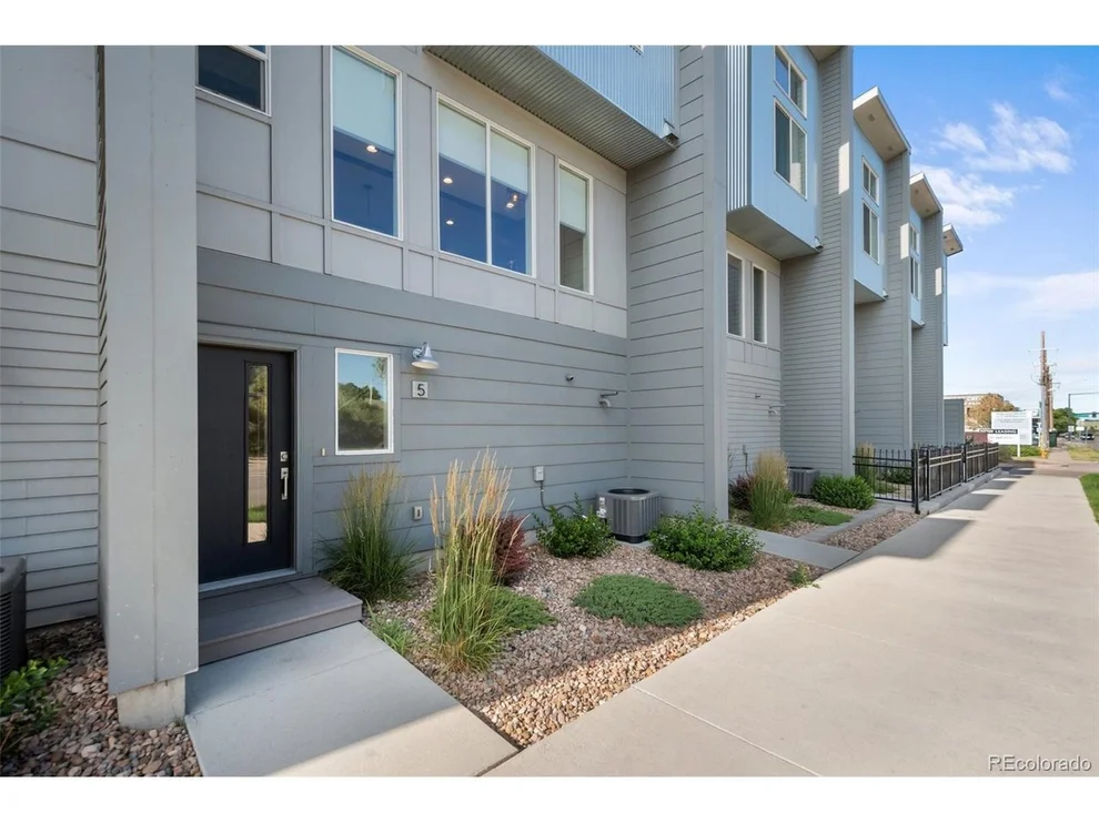 Unit for sale at 8711 E Hampden Ave, Denver, CO 80231