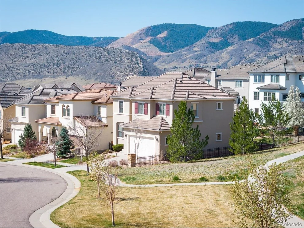 Unit for sale at 2559 S Kendrick St, Lakewood, CO 80228
