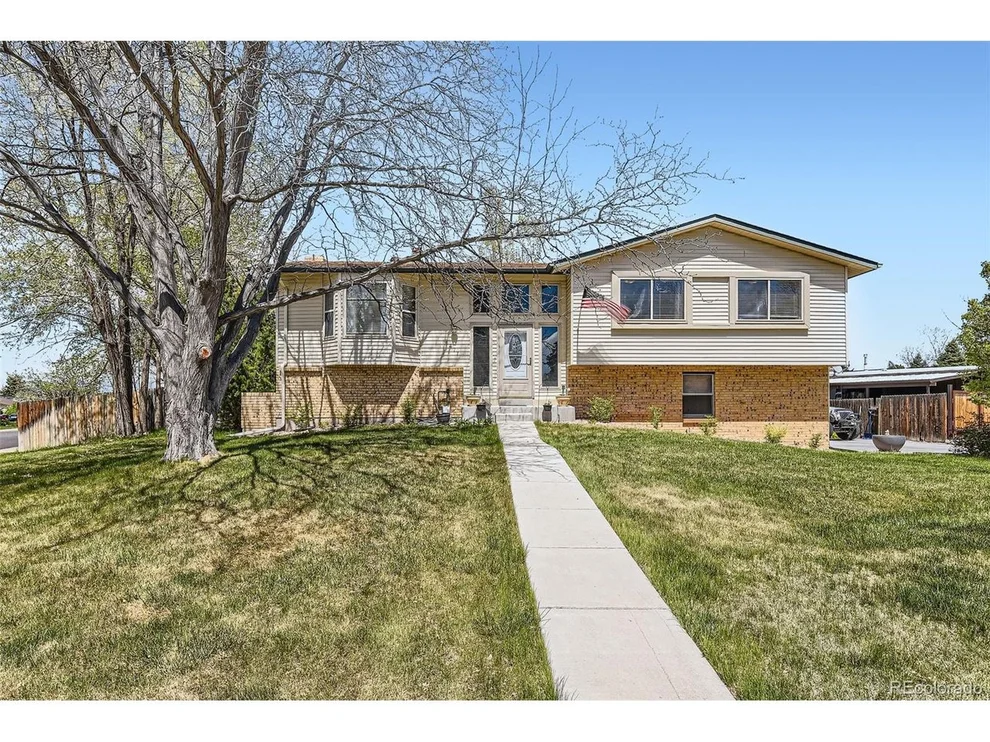 Unit for sale at 6477 W Clifton Pl, Littleton, CO 80128