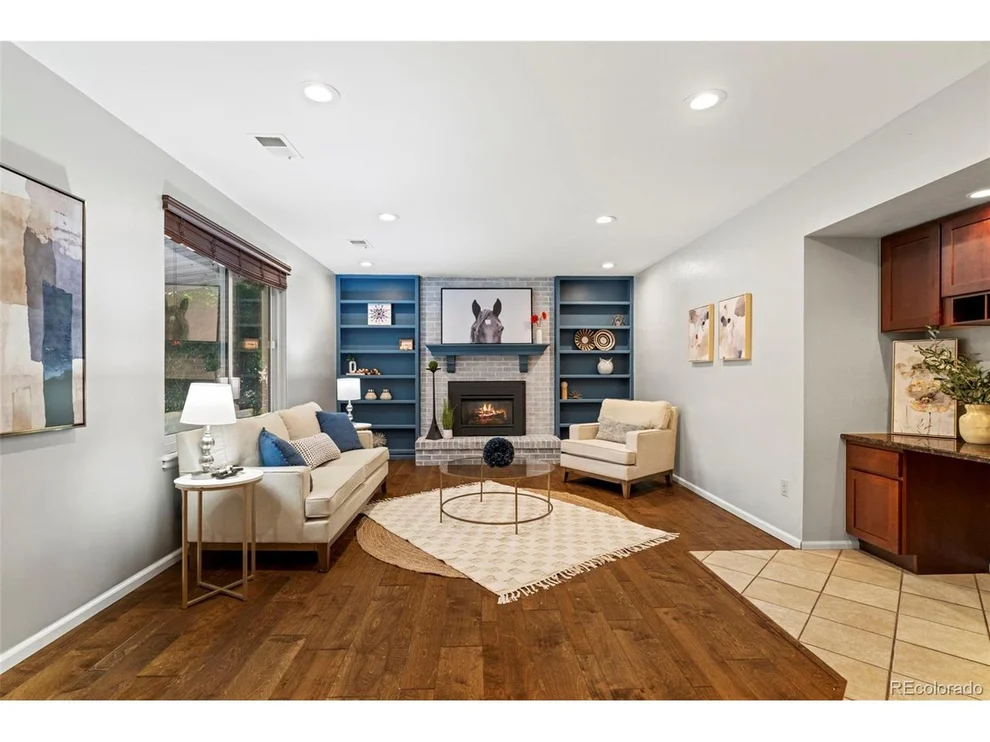 Unit for sale at 18624 E Kent Dr, Aurora, CO 80013