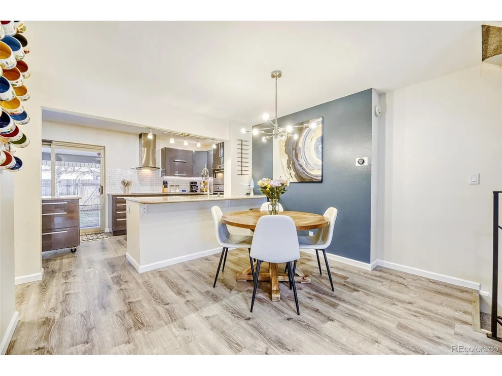 Unit for sale at 4521 W Ponds Cir, Littleton, CO 80123