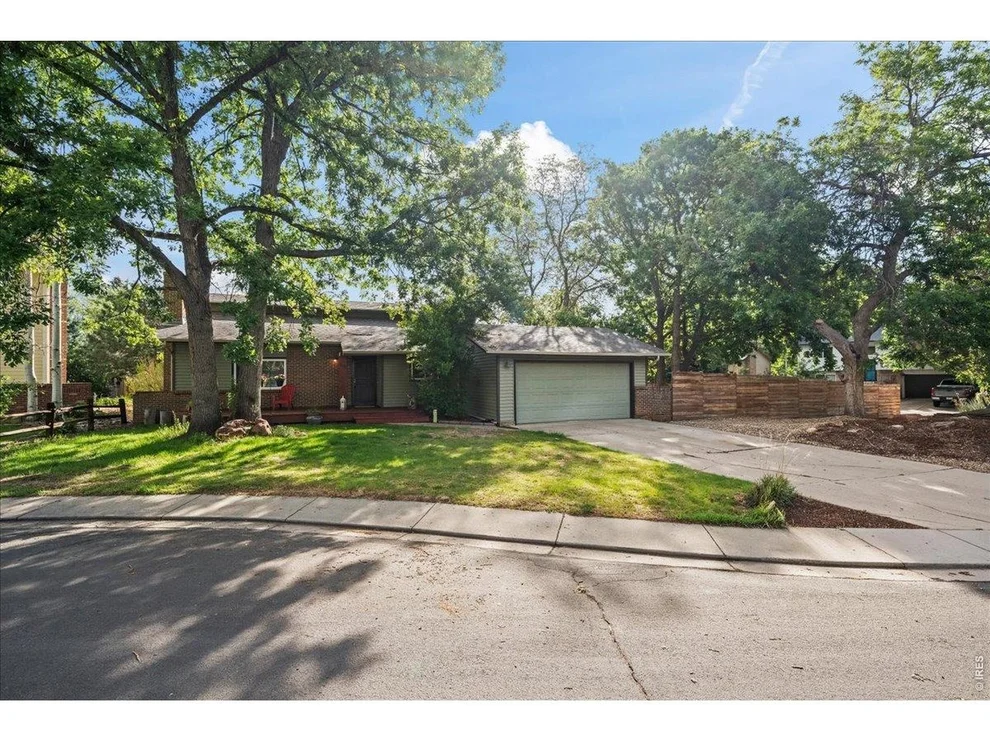 Unit for sale at 1100 Atlas Cir S, Lafayette, CO 80026