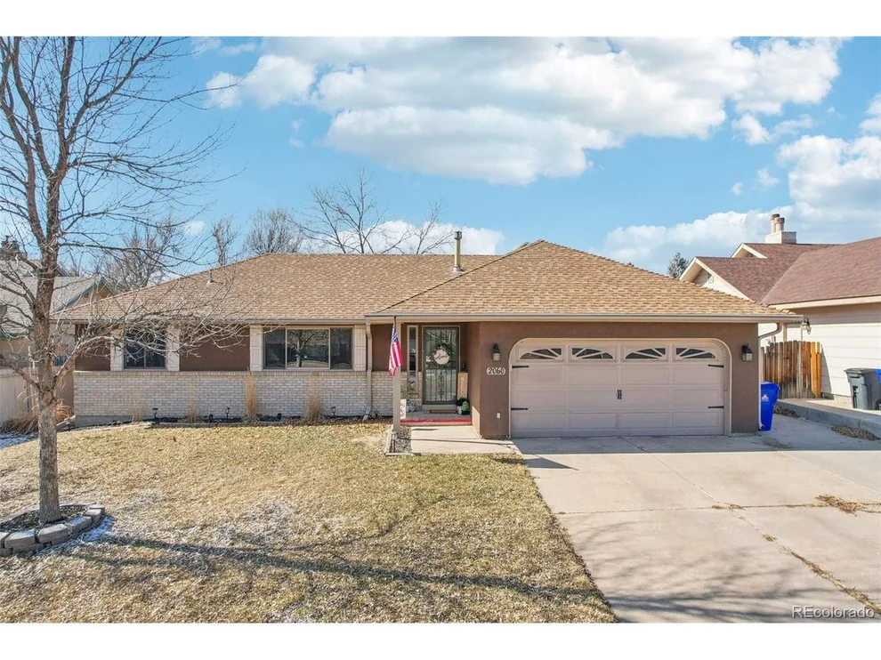 Unit for sale at 2060 Heatherdale Dr, Colorado Springs, CO 80915