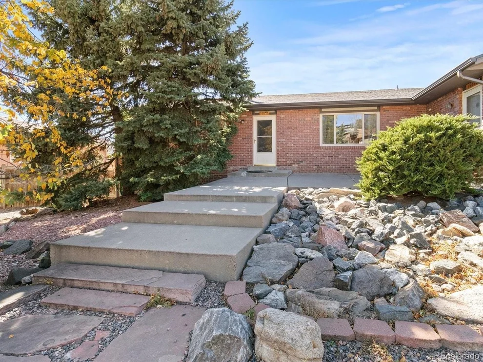 Unit for sale at 16858 W 14th Pl, Golden, CO 80401
