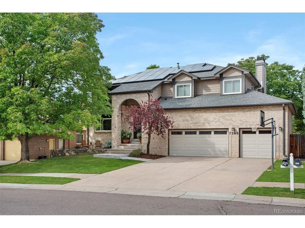 Unit for sale at 7269 S Sundown Cir, Littleton, CO 80120